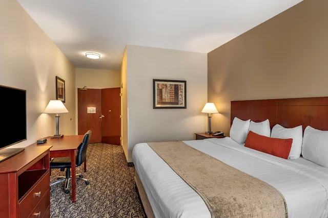 Standard, King Bed, Best Western Plus Boulder Louisville 1/10