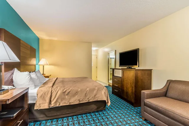 غرفة بسرير كينج، Quality Inn Loudon-Concord 1/4