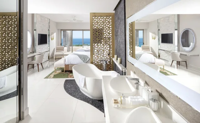 Loft, 1 Double and 2 King Beds, 2 Queen Beds, Ocean View, Garza Blanca Resort Spa Los Cabos 7/8