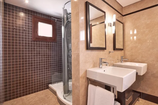 شقة بسرير كينج بإطلالة على المسبح بغرفة نوم واحدة، Cascade Wellness Resort 5/8