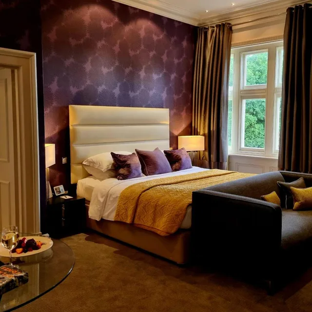 جناح سوبيريور بسرير كينج، Alexander House And Utopia Spa 1/3