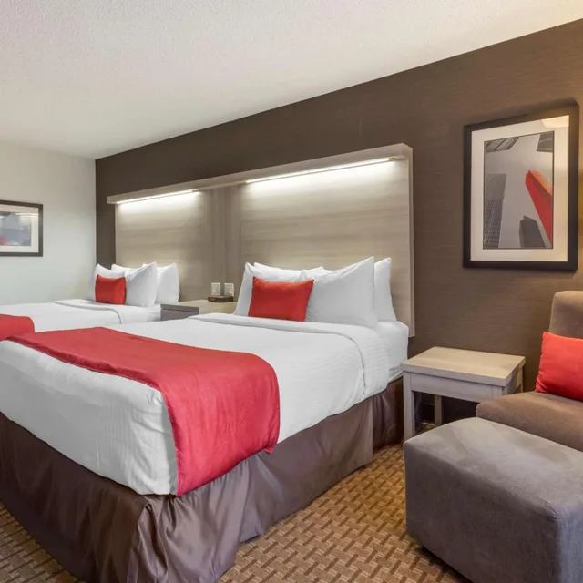 غرفة ديلوكس بسريرين كوين، Village Park Inn Calgary 3/8