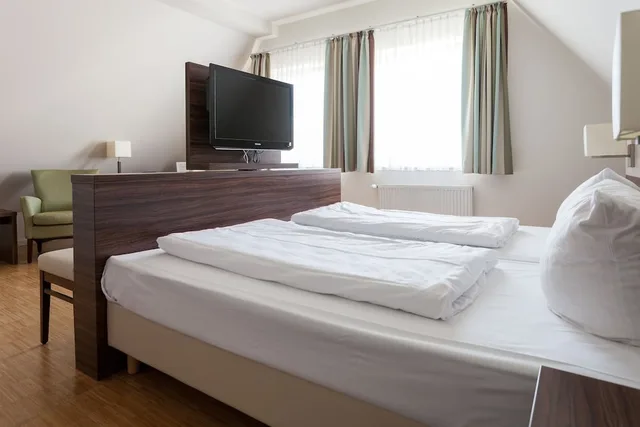 شقة كومفورت بسرير مزدوج مع أريكة، Hotel Halber Mond 1/1