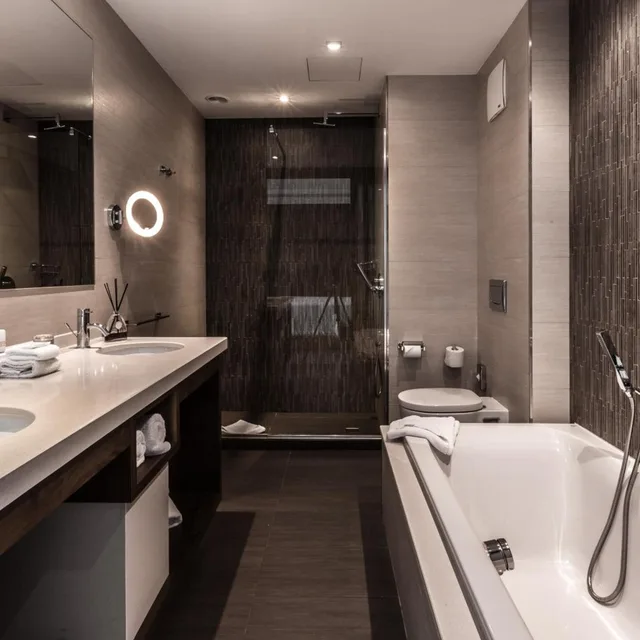 جناح سوبيريور بسرير مزدوج بإطلالة على البحر بشرفة، Radisson Blu Resort Malta St Julians 9/9