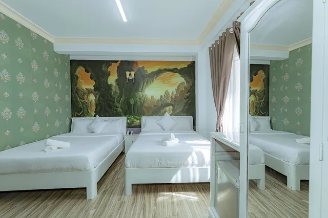 غرفة ديلوكس رباعية بسريرين مزدوجين بإطلالة على المدينة، Ken Apos S House Backpackers Downtown 3/9