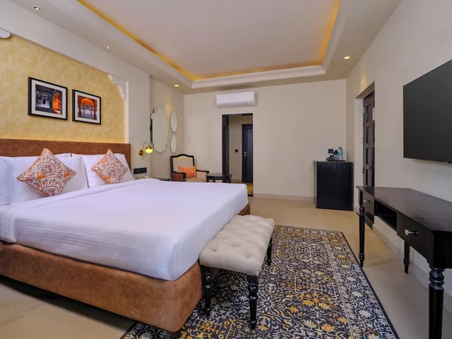 غرفة سوبيريور بسرير كينج بإطلالة على الحديقة، Pride Amber Villas Resort 1/3