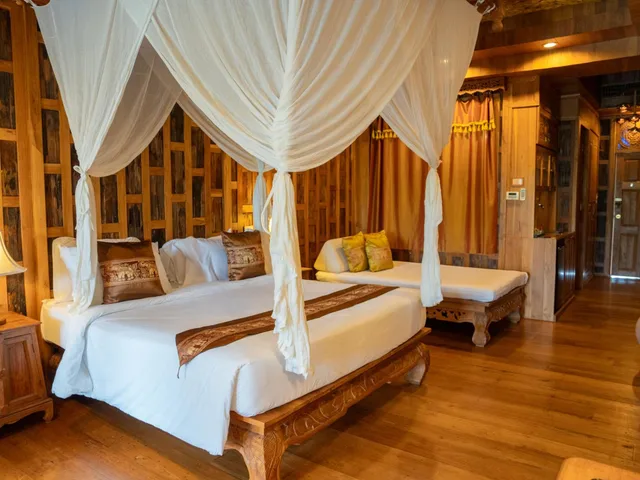 Pool, Suite، Santhiya Koh Chang Resort 2/9