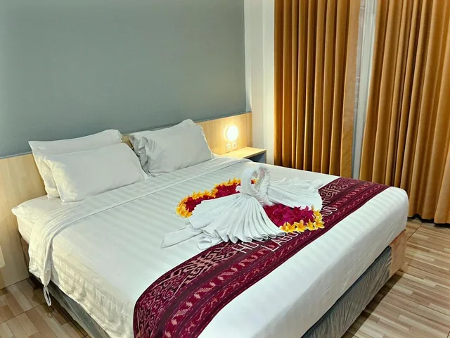 غرفة ديلوكس بسرير مزدوج أو سريرين منفصلين بإطلالة على البحر، Matahari Hotel 2/10