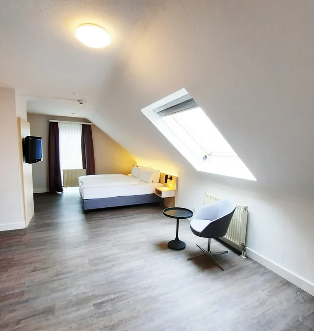 غرفة سوبيريور بسرير كوين، Taste Hotel Hockenheim 2/3