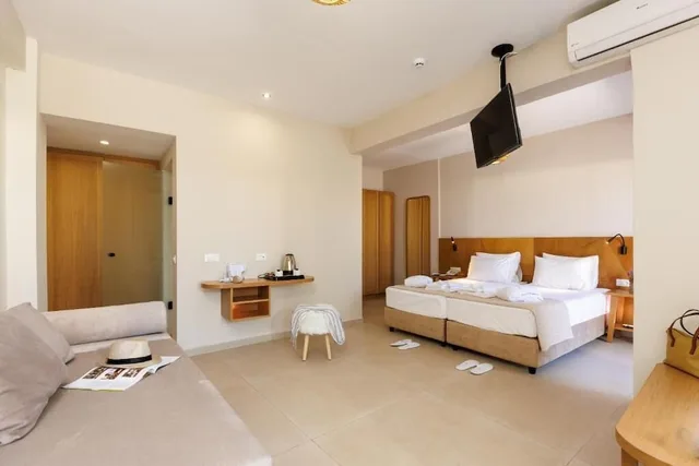 غرفة سوبيريور بسرير مزدوج بإطلالة على الحديقة مع أريكة، Malia Bay Beach Hotel And Bungalows 2/10