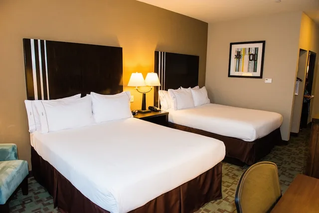 غرفة قياسية بسريرين كوين لذوي الإعاقة، Holiday Inn Express Hotel And Suites Houston Nw Beltway 8 West Road 3/5