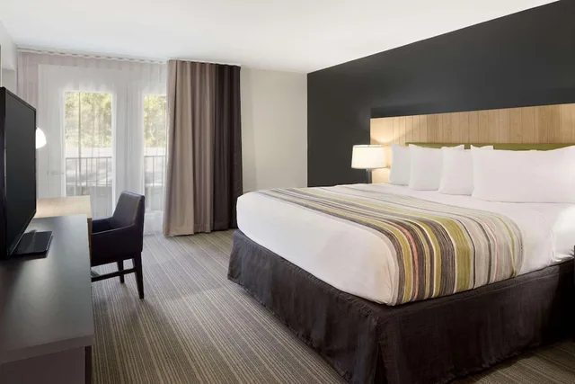 غرفة بسرير كينج لذوي الإعاقة، Country Inn & Suites By Radisson Gatlinburg TN 1/2