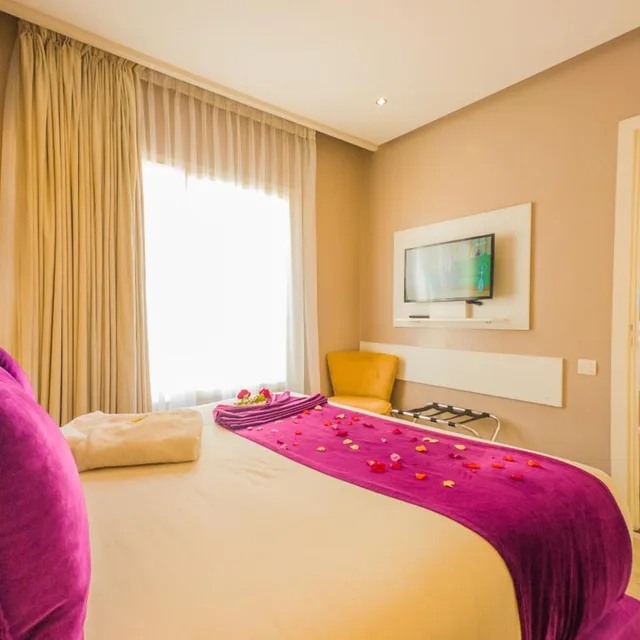 Suite, Terrace, Rent Inn Suites Hotel 4/7