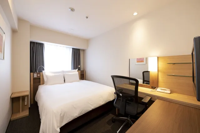 غرفة قياسية بسرير كوين بإطلالة على المدينة للمدخنين، Ana Crowne Plaza Hotel Hiroshima 4/7