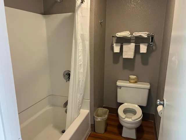 غرفة رباعية، Motel6 Odessa 8/9