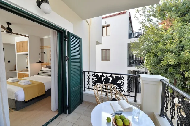 غرفة كلاسيكية كومفورت بسرير مزدوج مع أريكة في الملحق، Aktaion Beach Boutique Hotel and Spa 5/7