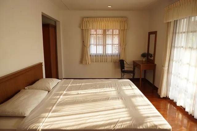 3 Bedrooms, Chalet, 2 Double and Twin Beds، Nongsa Point Marina Resort 4/10