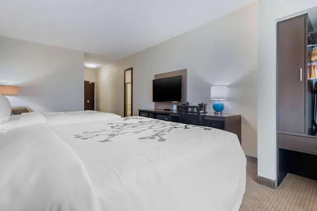 Room, 2 Queen Beds, Accessible, Sleep Inn & Suites Bricktown - Near Medical Center 2/5