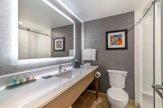 غرفة بسريرين كوين، Clarion Inn Nashua, NH 5/6