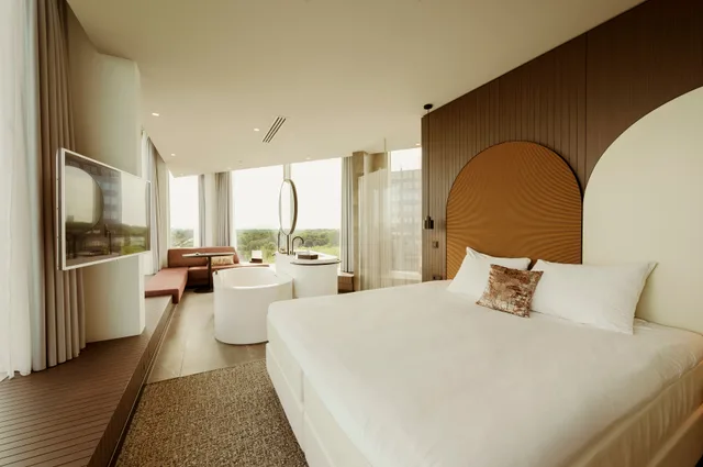 جناح، Van der Valk Hotel Amsterdam Zuidas 1/6