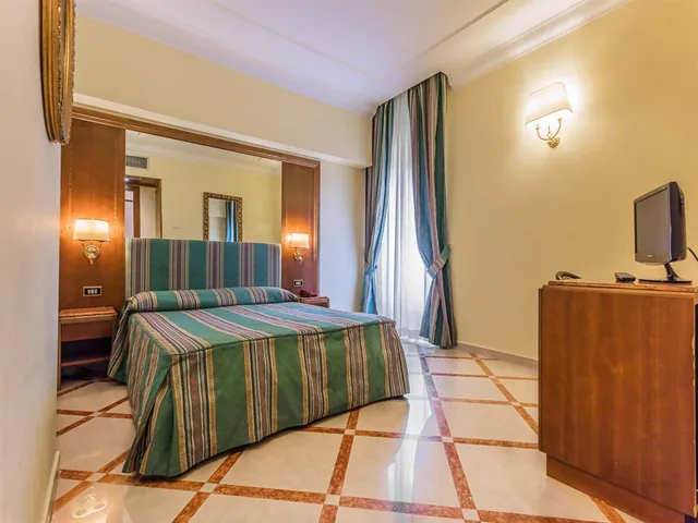 غرفة قياسية بسرير مزدوج أو سريرين منفصلين، Raeli Hotel Noto 6/10