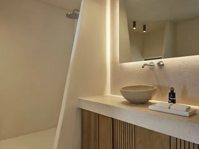White, House, King Bed, Private Pool، Andronis Luxury Suites 8/9