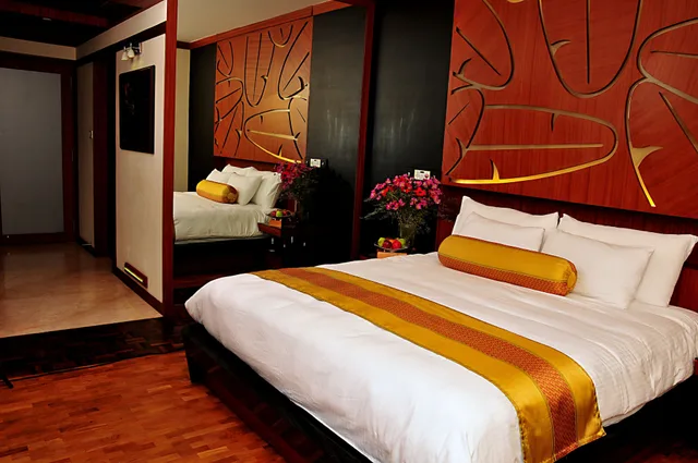 غرفة فاخرة بسرير كينج، Ramada Resort by Wyndham Kochi 1/7