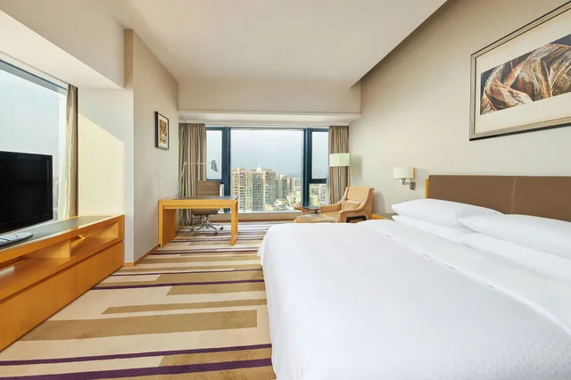 جناح تنفيذي بسرير كينج بغرفة نوم واحدة، Four Points by Sheraton Guangzhou DongPu 1/9