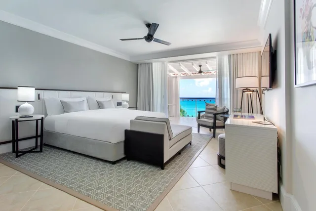 Luxury, Single Bed, Ocean Front، The Fairmont Royal Pavilion 2/10