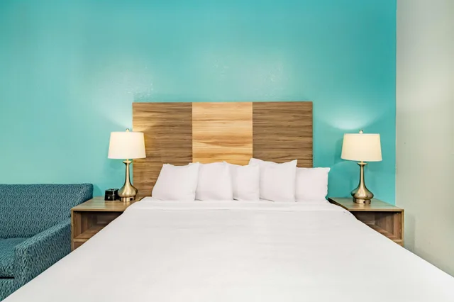 غرفة بسرير مزدوج، La Quinta Inn & Suites by Wyndham Sevierville / Kodak 4/5