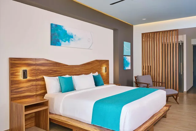 غرفة ديلوكس بإطلالة على البحيرة، Cristalino Lagoon Front Hotel, Restaurant & Spa 4/4