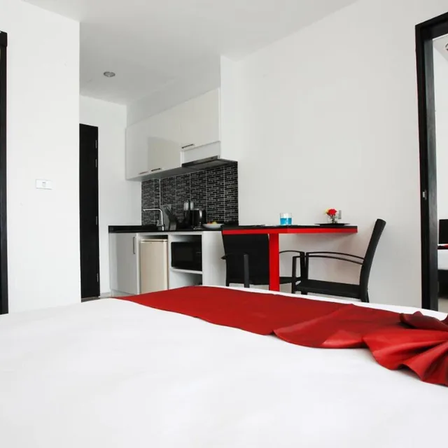 استوديو سوبيريور، One World One Home Naiharn Hotel by ZUZU 8/10