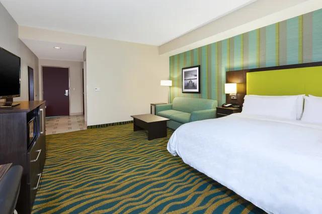 Room, King Bed, Accessible, Holiday Inn Express Suites Southport Oak Island Area 1/3