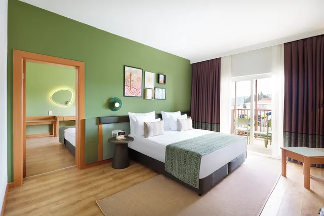 Connecting, Family, 1 Single and 2 Double Beds، TT HOTELS HYDROS CLUB 4/7