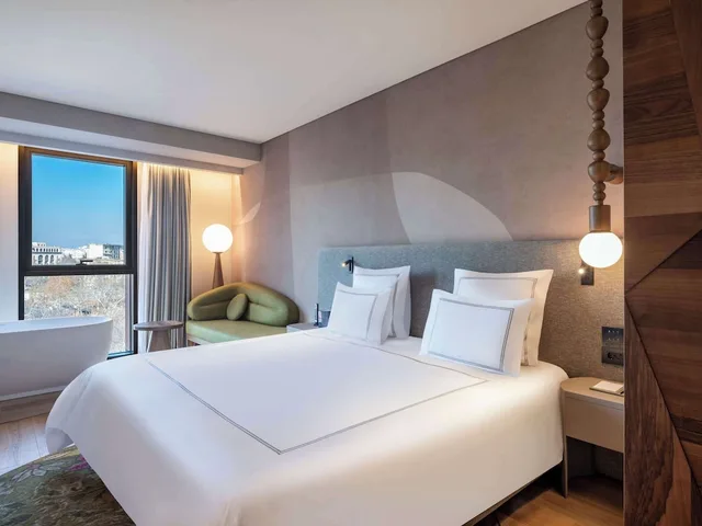 غرفة بسرير مزدوج، Swissotel Tbilisi 4/10