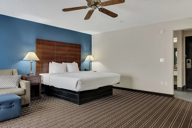 جناح استوديو بسرير كينج، Baymont By Wyndham La Crosse/Onalaska 1/10