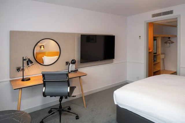 غرفة قياسية بسريرين منفصلين، HOLIDAY INN BRISTOL FILTON 6/9
