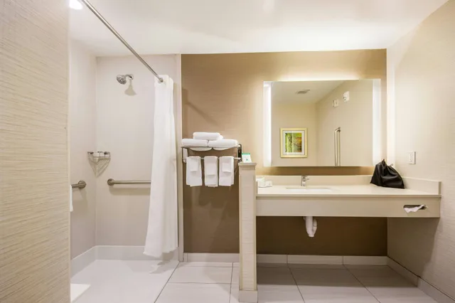 غرفة، Fairfield Inn & Suites By Marriott Chickasha 6/6