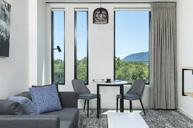 Oaks Cairns Hotel، كيرنز، كوينزلاند 62/93