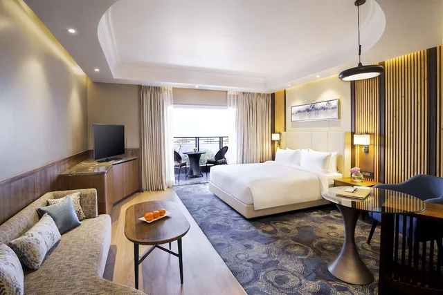 غرفة ديلوكس بسريرين منفصلين بشرفة، Radisson Blu Resort Dharamshala 9/10