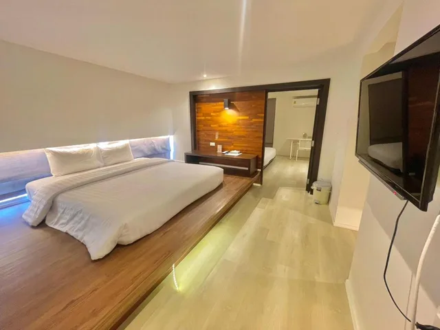 Cove, Suite، S2 Hotel 2/2