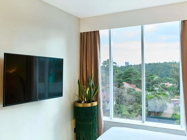 غرفة سوبيريور بسرير كينج، Gem Forest Hotel Nairobi - MGallery Collection 3/6