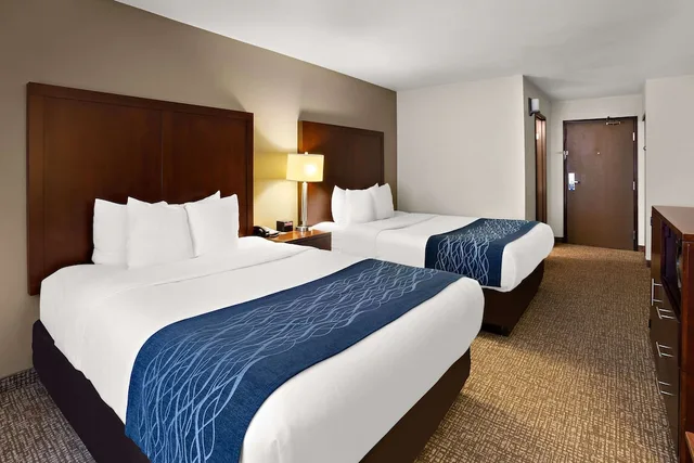 غرفة قياسية بسريرين كوين، Comfort Inn Lacey Olympia 2/3