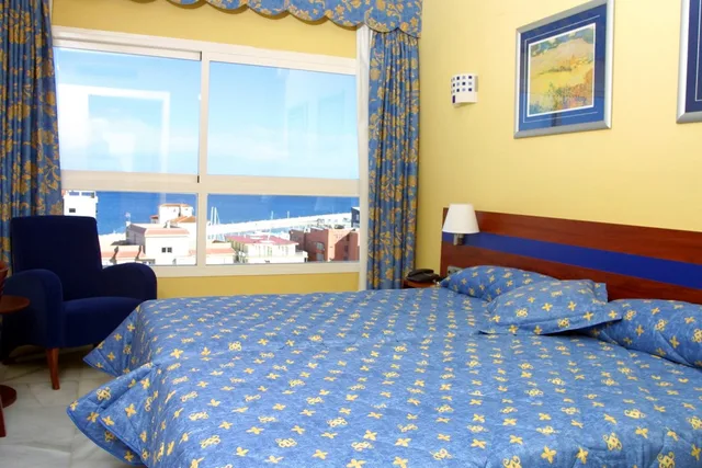 غرفة قياسية بسرير مزدوج، Hotel Biarritz 1/1