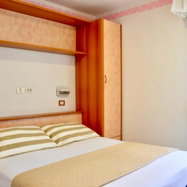 غرفة صغيرة مزدوجة، Hotel Holland 1/4