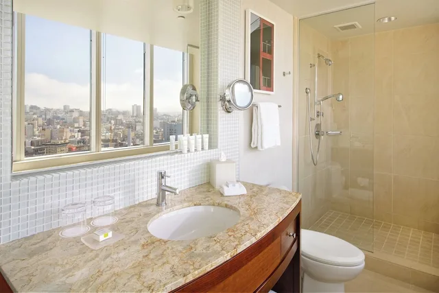 Premium, King Bed, West Side, Intercontinental San Francisco Hotel 8/10