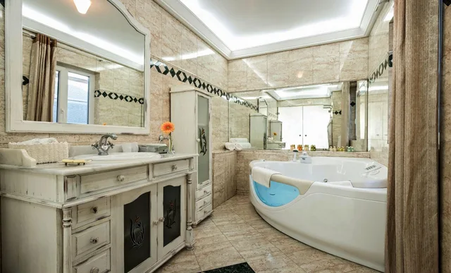 شقة رئاسية بإطلالة على البحر بشرفة بغرفتي نوم، Hotel Azimut 8/8