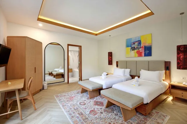 غرفة بسرير كينج وسريرين منفصلين بـ3 غرف نوم بمسبح خاص، Swiss-Belvillas Umalas 4/10