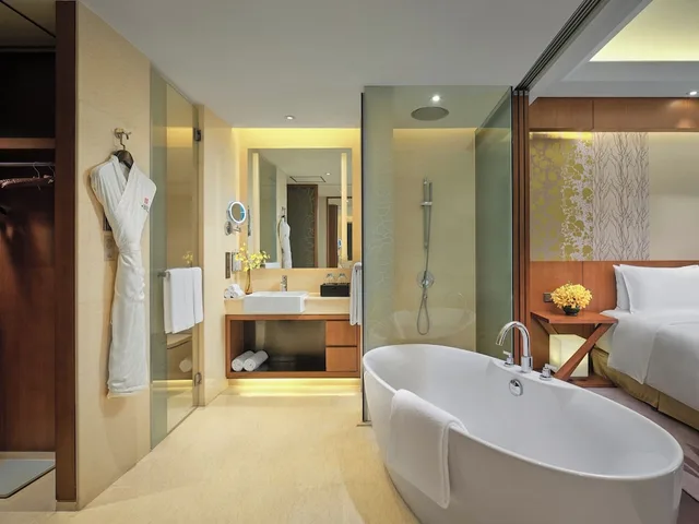 Standard, King Bed, Private Hot Spring Bath، HUALUXE KUNMING 3/4