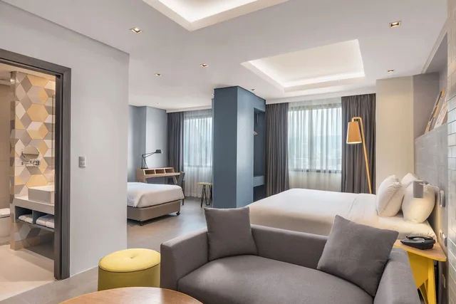 جناح عائلي بسرير كينج وسرير فردي، Summit Galleria Cebu 7/8